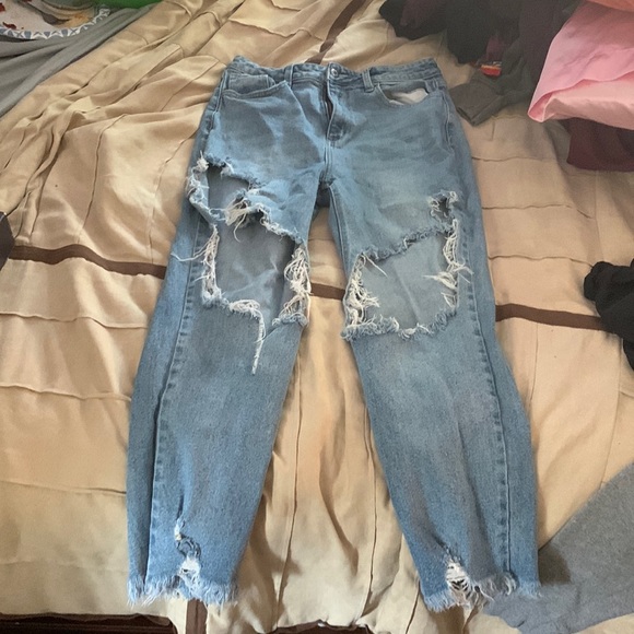 Jeans - Picture 1 of 2